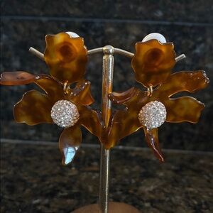 Lele Sedoughi lily earrings tortoise clip
